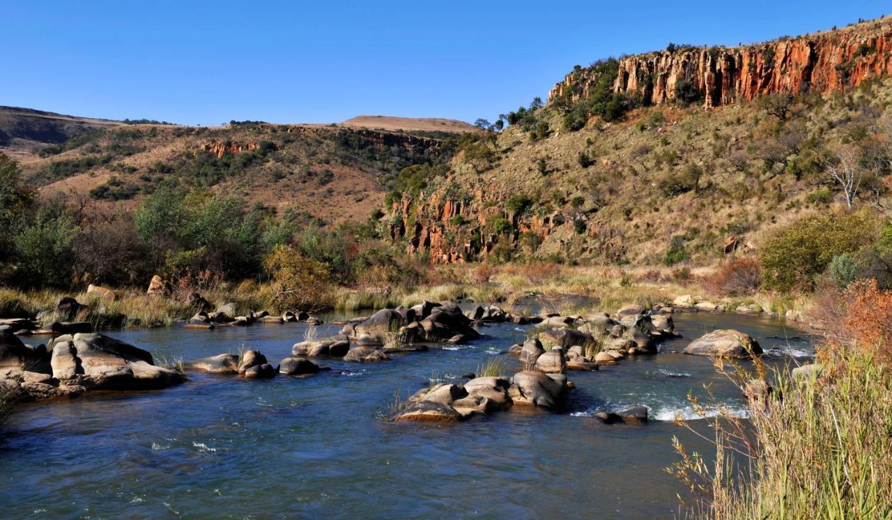 Komati Gorge Lodge, R 36 Halfway Between Carolina And Machadodorp Exteriör bild