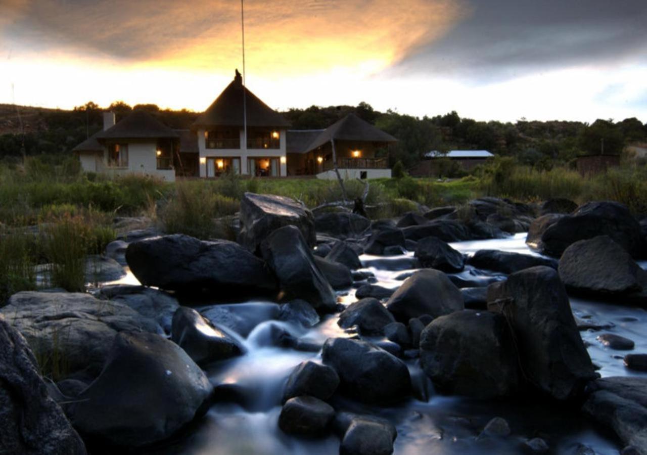 Komati Gorge Lodge, R 36 Halfway Between Carolina And Machadodorp Exteriör bild